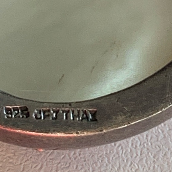 Vintage Sterling Silver and Mother of Pearl Fleur-de-Lis Pendant Necklace - Picture 3 of 5